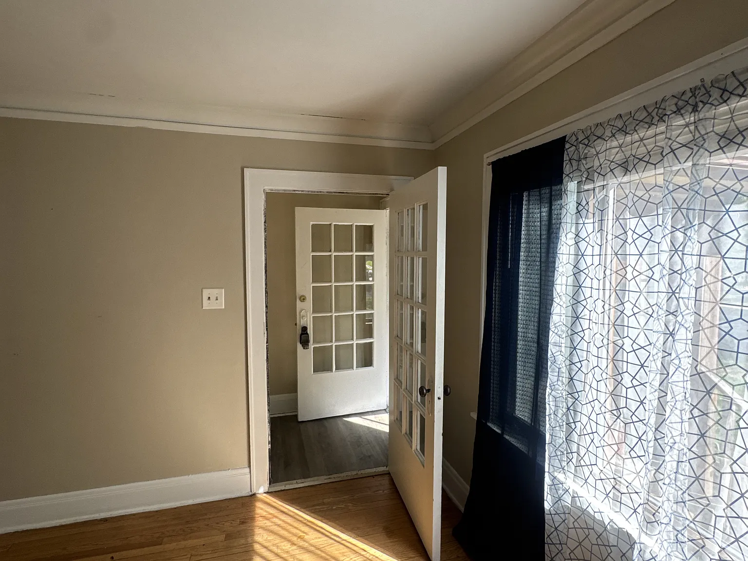 3 bed, 1046 sqft, $1,550 — Photo 4