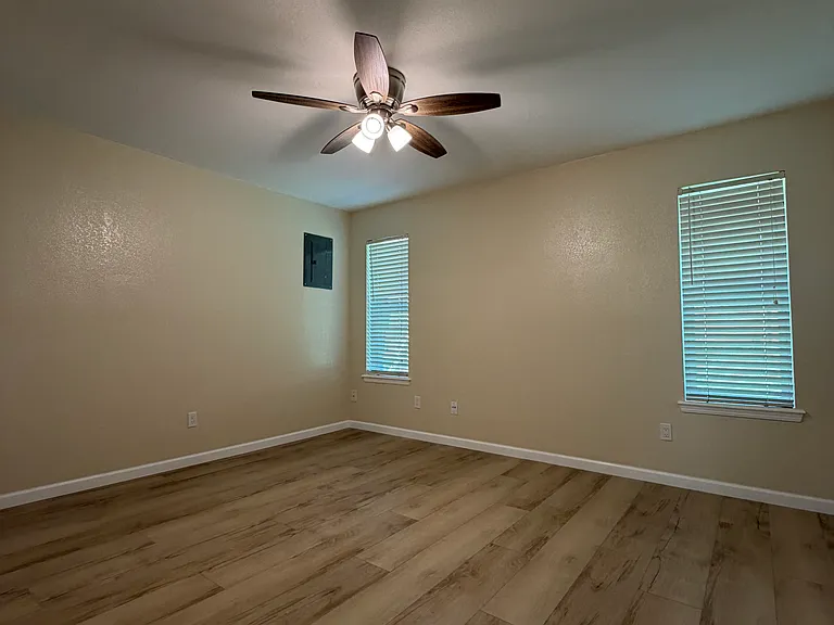 4209 Willowisp Dr — Photo 6