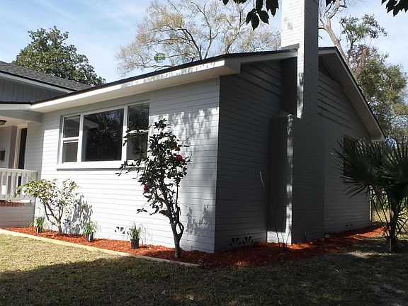 2nd image of 5317 Playa Way