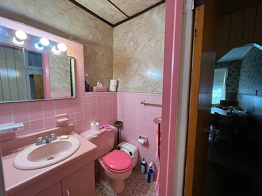 Sold by John A Maguire Real Estate LLC | media 9