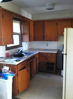 4th image of 939 SW 57th St