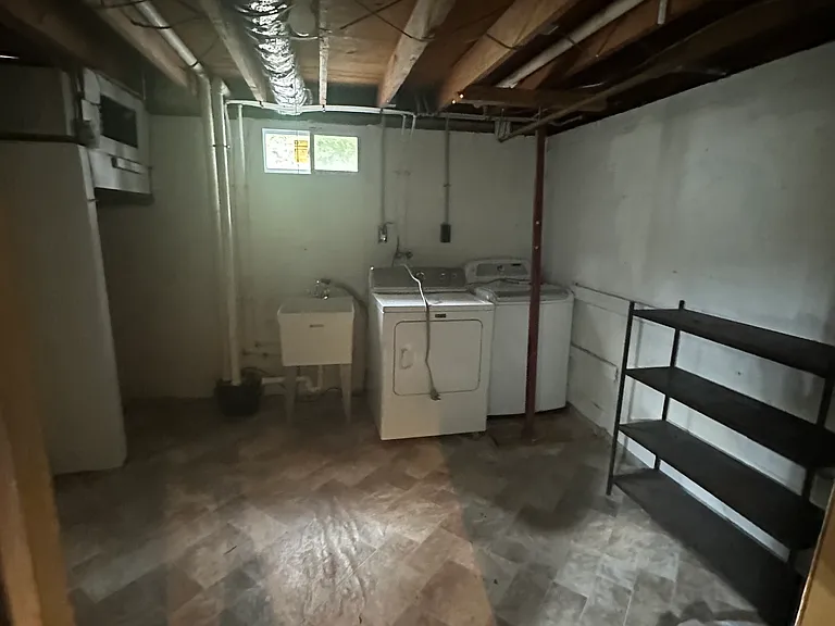 13 Tice Rd — Photo 3