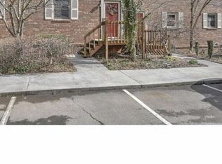 2035 Heritage Pl, JOHNSON CITY, TN 37604
