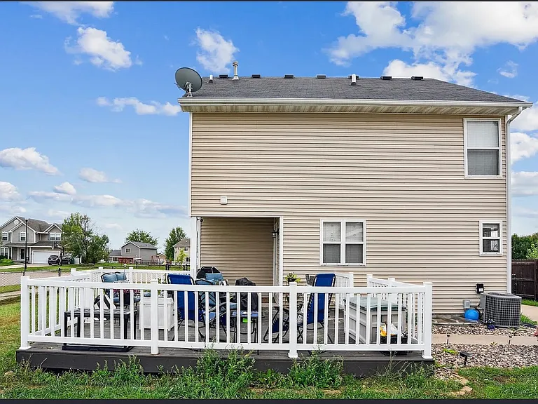 2839 SW Chestnut Dr — Photo 7