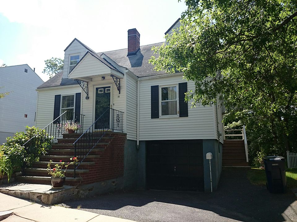 2nd image of 15 Hackensack Ct