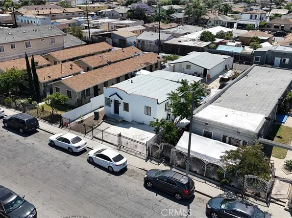 1124 E 76th St, Los Angeles, CA 90001