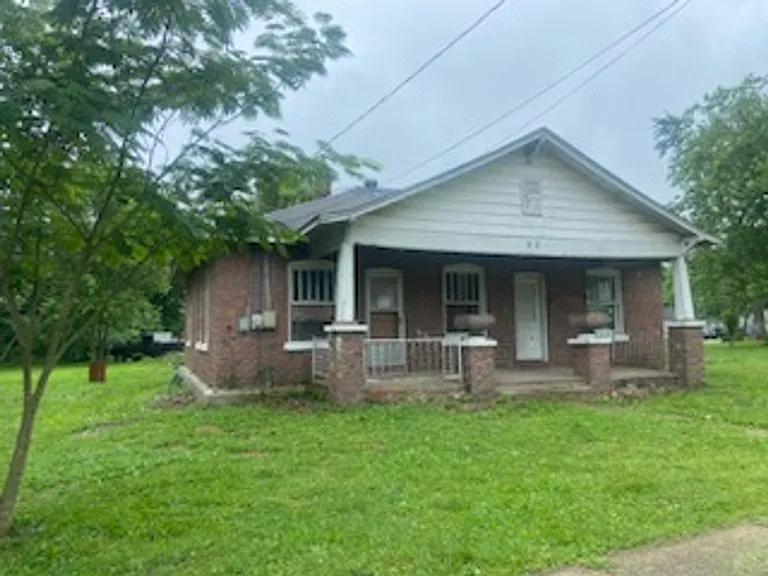 409 Merle Ave — Photo 1