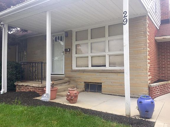 5th image of 29 Fleetwood Ave