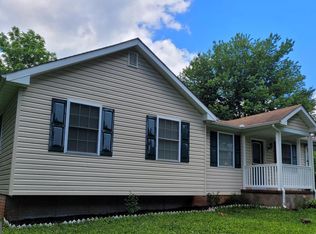 1808 Sams Creek Rd, Westminster, MD 21157