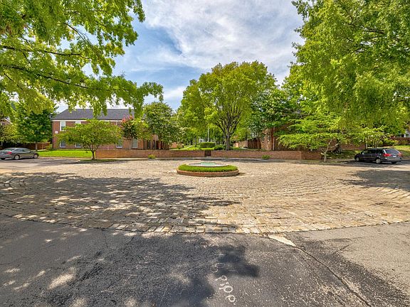 3rd image of 5025 Hillsboro Pike APT 14X