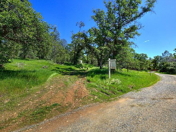 2nd image of Kilaga Springs Rd