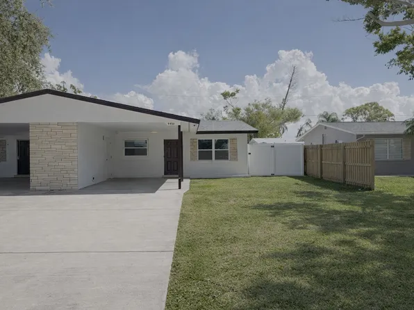 4453 87th Street Ct W, Bradenton, FL 34210