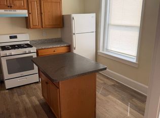 15 Railroad Sq #17, Nashua, NH 03064