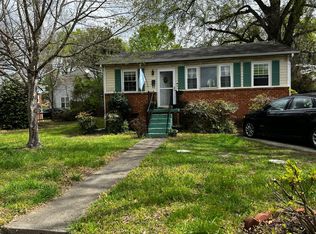 310 Sunset Dr, Chapel Hill, NC 27516