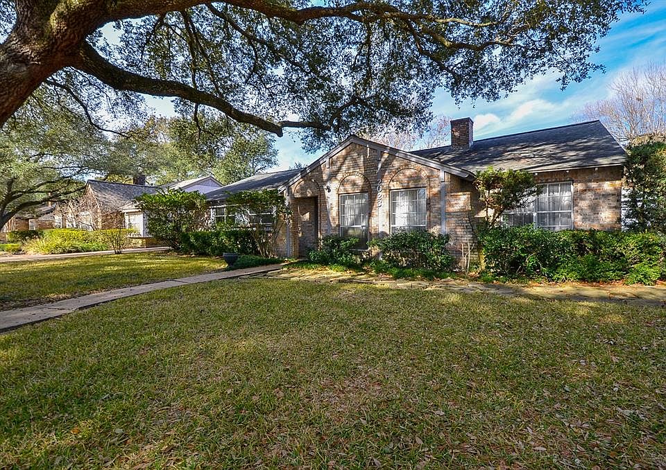 1st image of 2023 Eaglerock Dr