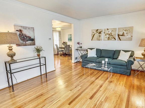 5th image of 10804 Drumm Ave