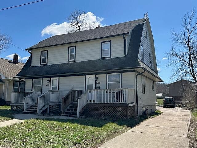 1st image of 213 Brown St