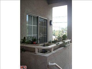 2nd image of 1814 Griffith Park Blvd