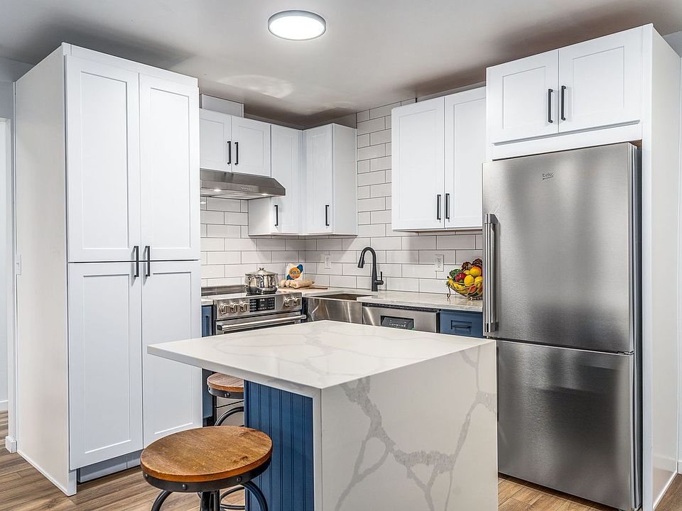 1st image of 10417 E 4th Ave APT 6
