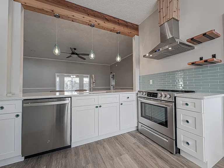 131 Barrier Isle Dr — Photo 9
