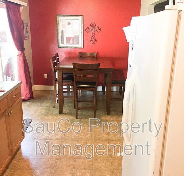 22120 S Leslie Ave — Photo 14