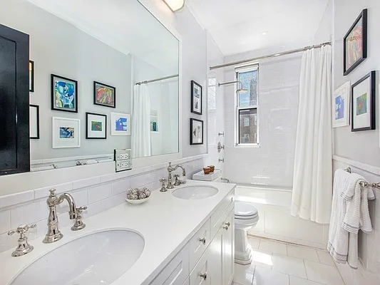 Sold by Sotheby's International Realty | media 18