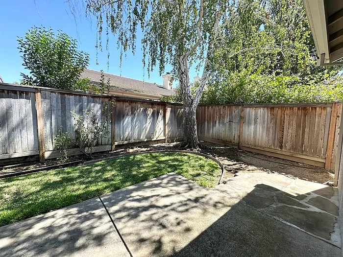 3917 Riviera Ln — Photo 34