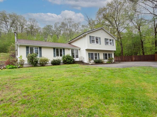 453 Leicester St, Auburn, MA 01501