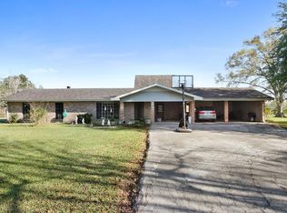 160 Clydes Ln, Lake Charles, LA 70607