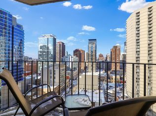 70 W Huron St APT 1702, Chicago, IL 60654