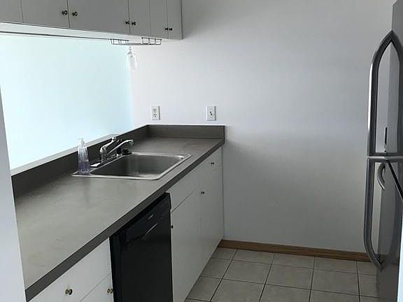 3rd image of 100 W Squantum St APT 716