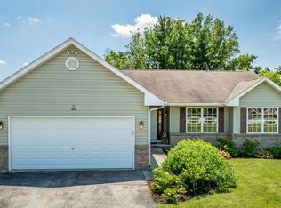 403 Candlewick Blvd SE, Poplar Grove, IL 61065