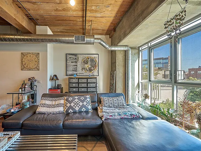 530 S Hewitt St #326 — Photo 13