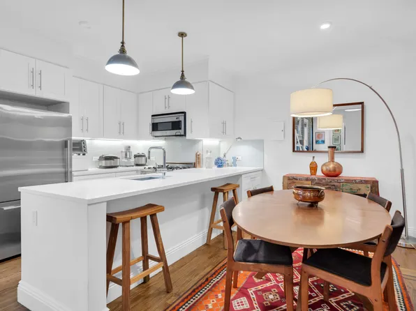 24-75 38th Street image 2 of 18