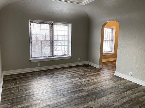 2nd image of 227-229 Carroll St #10929979