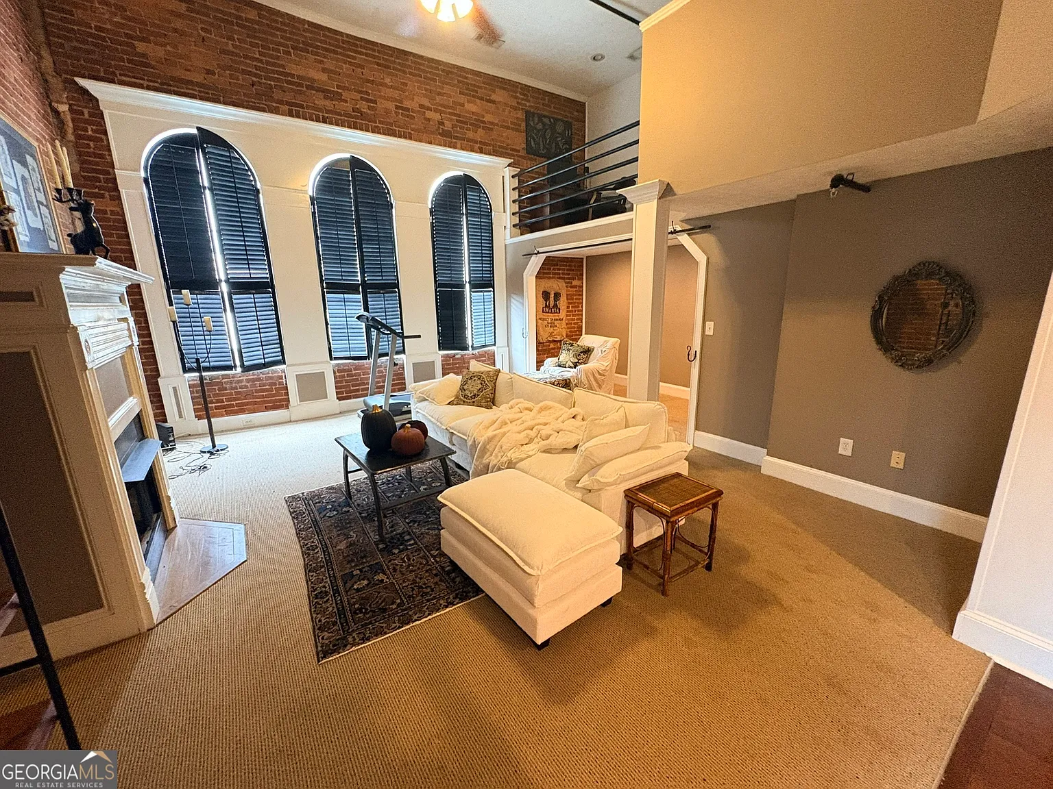 1 bed, 1.5 bath, 1219 sqft, $1,500 — Photo 2