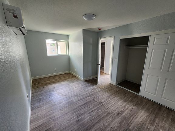 4th image of 5631 Belleview Ave #5627