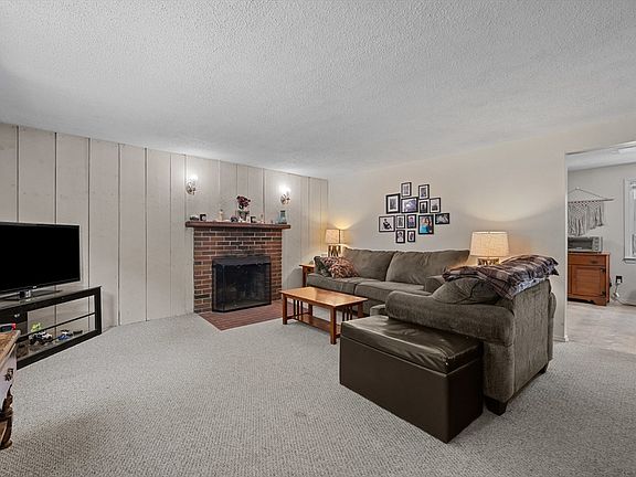 4th image of 607-607 Flat Hill Rd #609