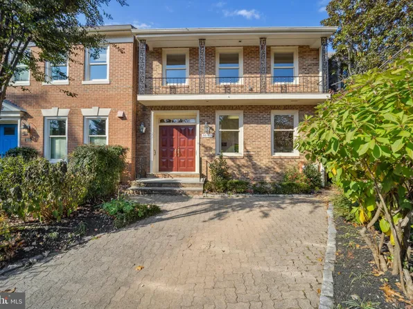 3819 N Tazewell St #B, Arlington, VA 22207