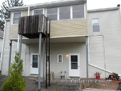 2nd image of 956 Grant Ave Ste C