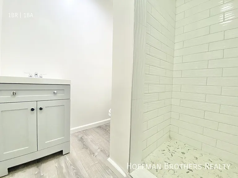1445 S Sherbourne Dr #10 — Photo 6