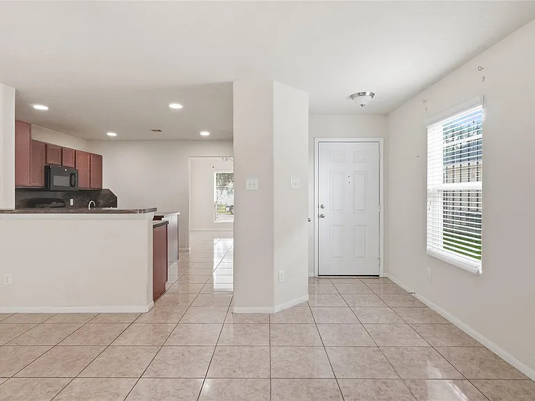 12530 Greencanyon Dr — Photo 6