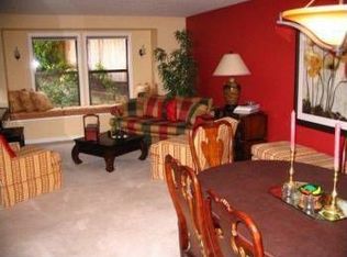 5840 SW 59th Ct, Portland, OR 97221