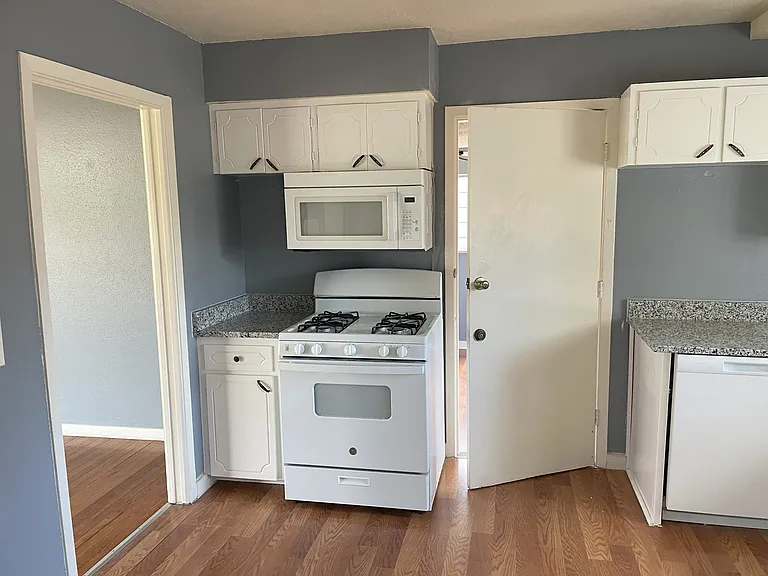 742 Olney Dr — Photo 9
