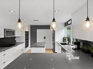 18701 Shauna Manor Dr #0, Boca Raton, FL 33496