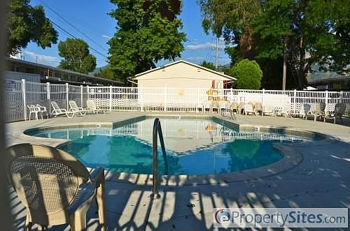 4th image of 3758 Maple View Dr APT 20