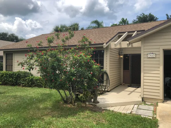 7923 SE Lexington Ave, Hobe Sound, FL 33455