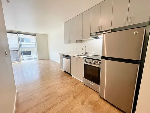 Bayview West Apartments Photo 1