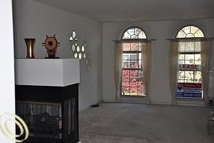 4th image of 39425 Springwater Dr