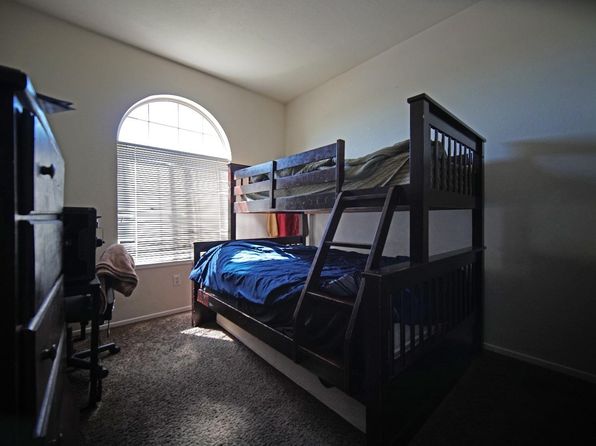 sacramento-california-63743261 picture